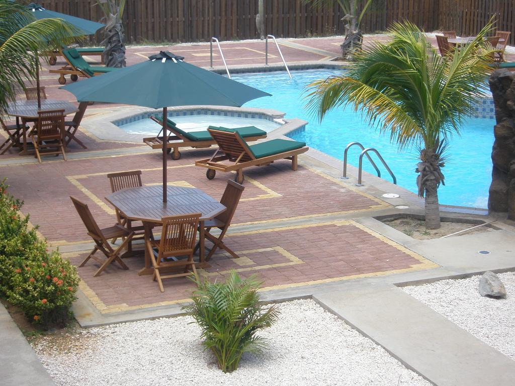 Del Rey Apartments Aruba Εξωτερικό φωτογραφία